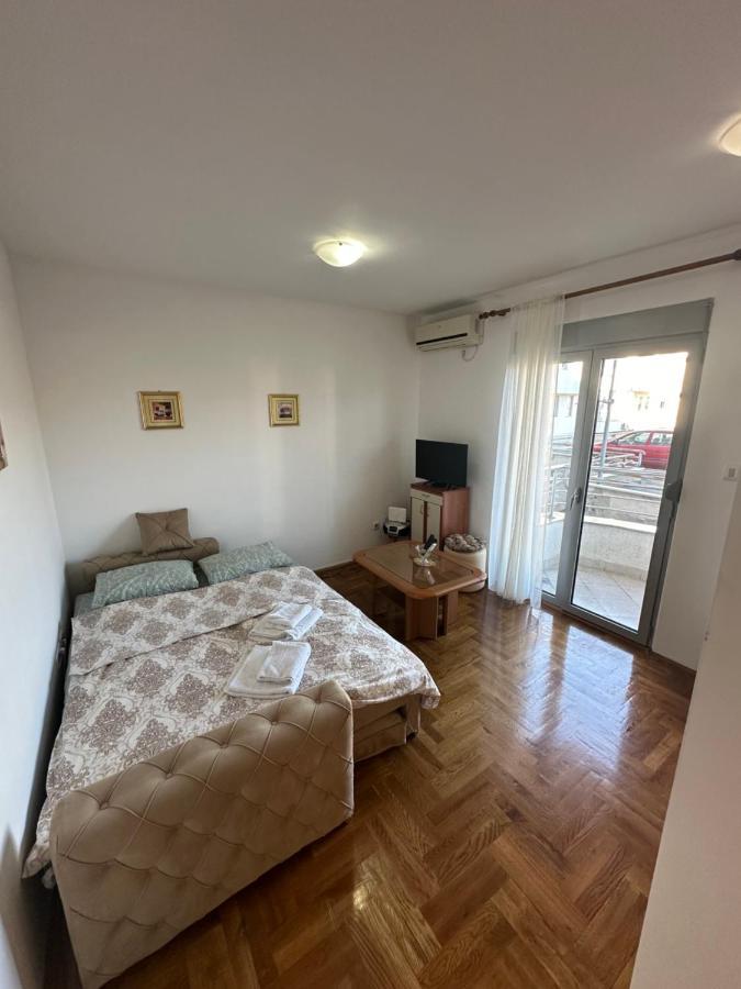 Apartment Stex 4 ポドゴリツァ エクステリア 写真
